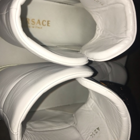 🎊Host Pick 🔥Men’s Versace palazzo sneakers🔥 - Picture 3 of 8